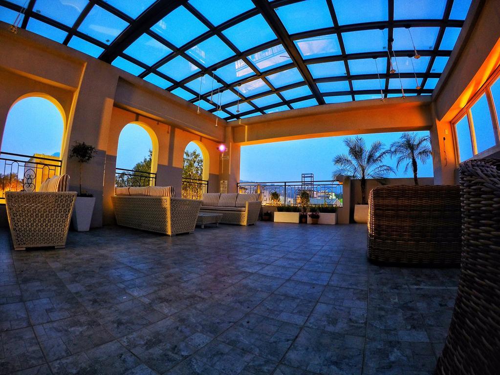 Caffir Garden Hotel Jiji Exterior foto